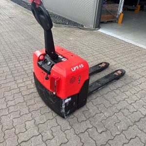 1500 kg electric pallet truck